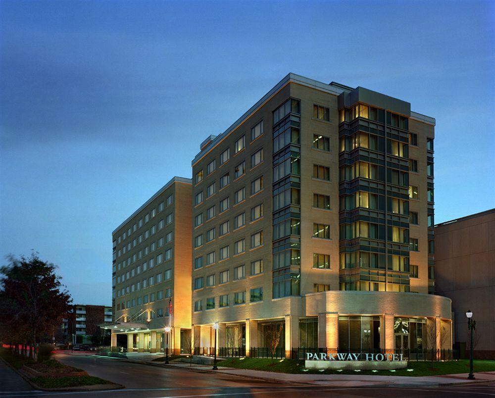 Doubletree By Hilton St. Louis Forest Park Extérieur photo