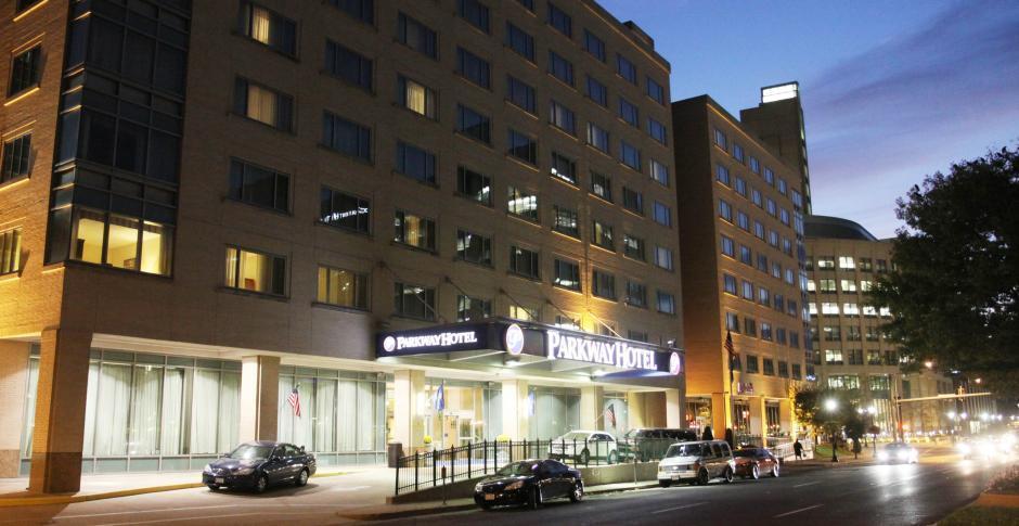 Doubletree By Hilton St. Louis Forest Park Extérieur photo