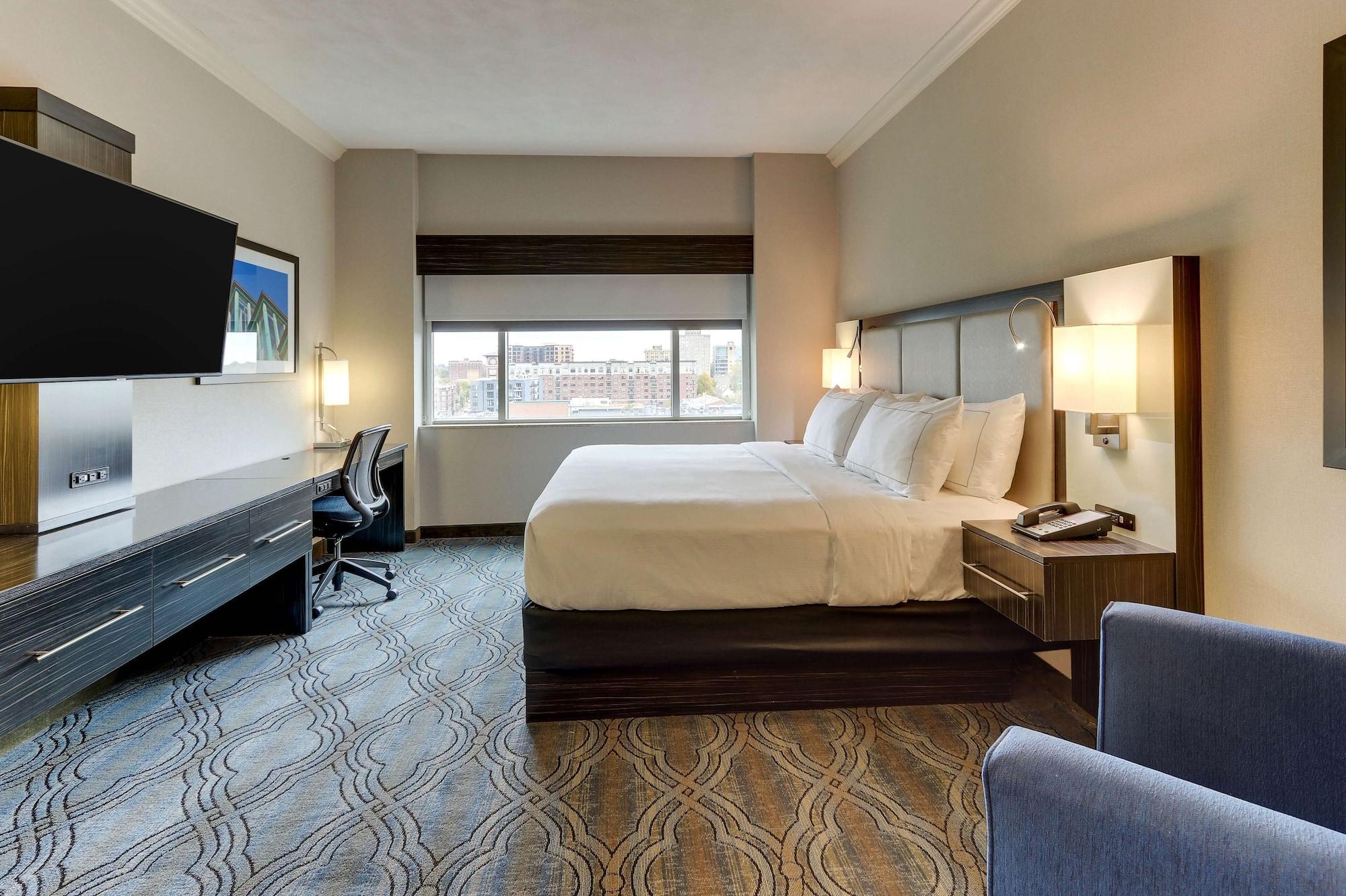 Doubletree By Hilton St. Louis Forest Park Extérieur photo