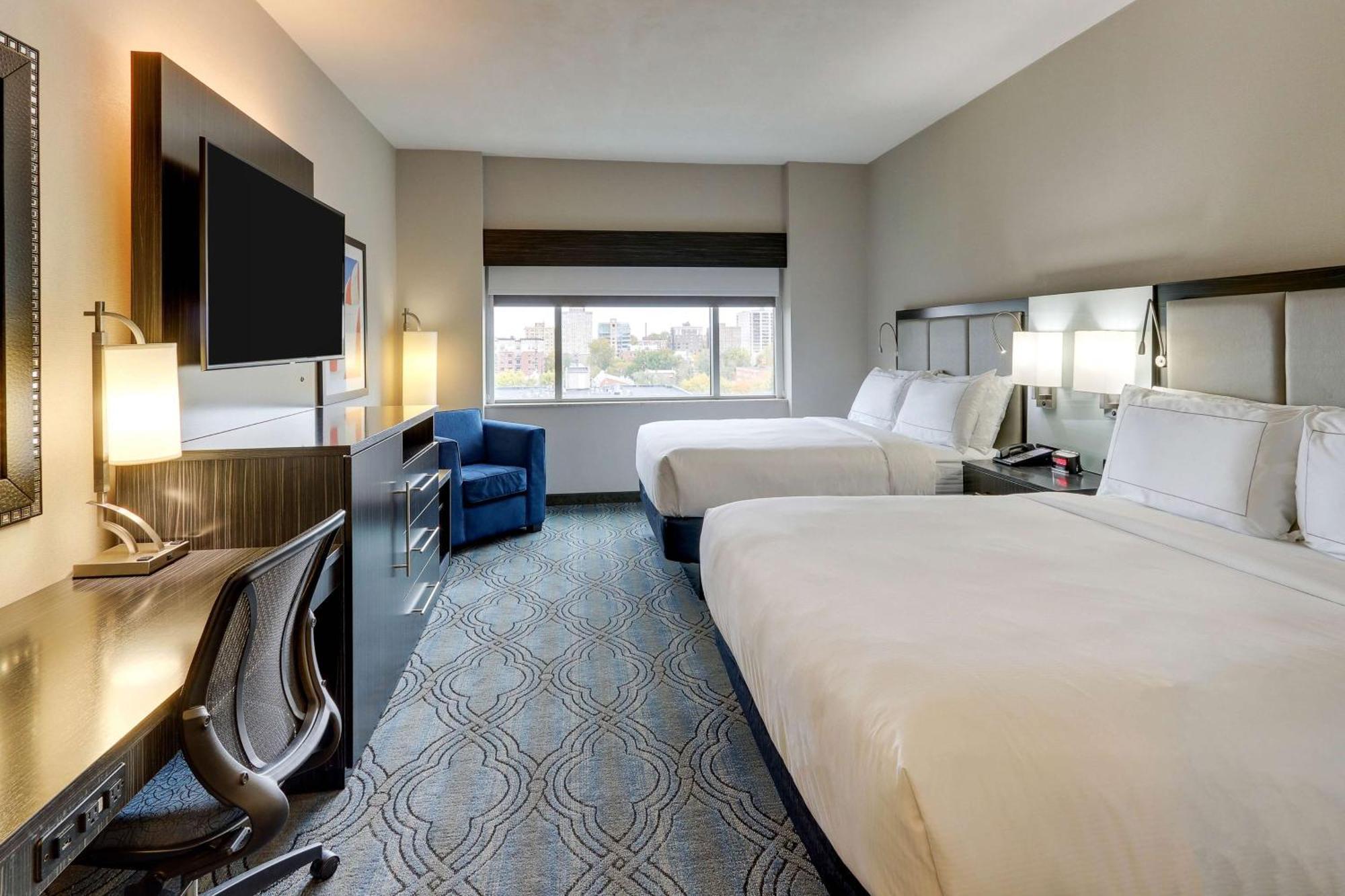Doubletree By Hilton St. Louis Forest Park Extérieur photo