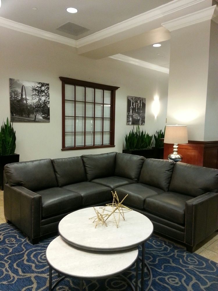 Doubletree By Hilton St. Louis Forest Park Extérieur photo