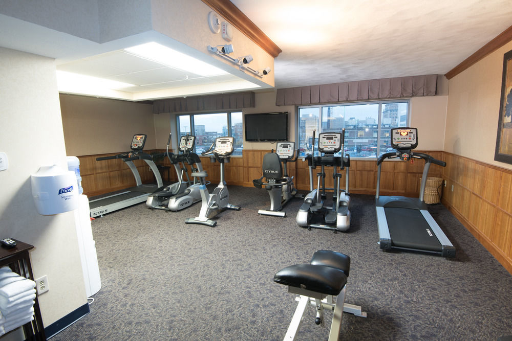 Doubletree By Hilton St. Louis Forest Park Extérieur photo