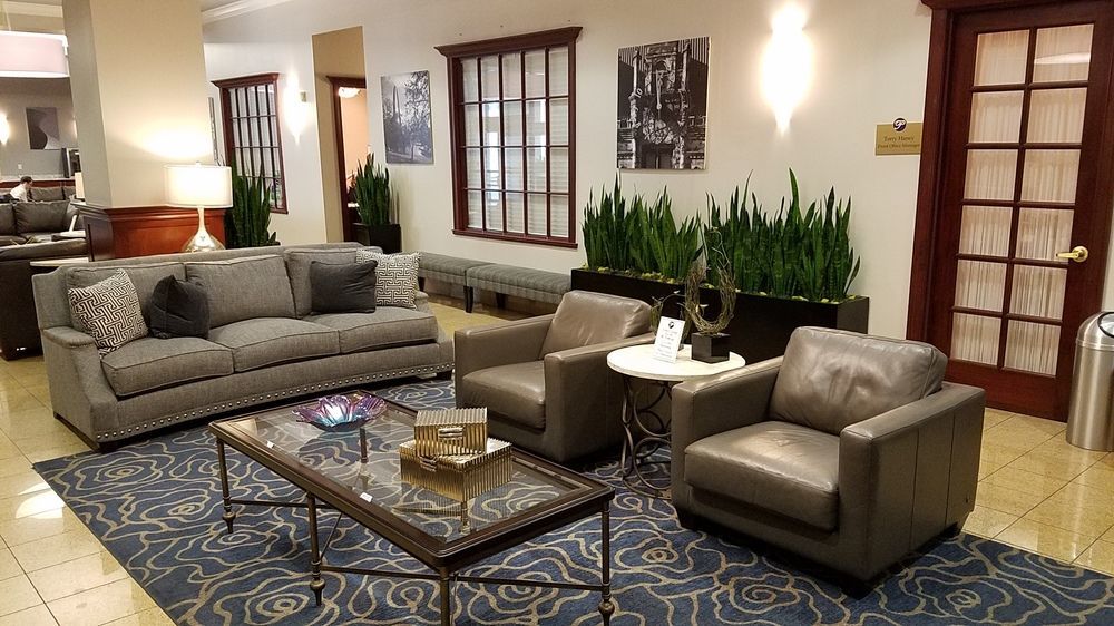 Doubletree By Hilton St. Louis Forest Park Extérieur photo